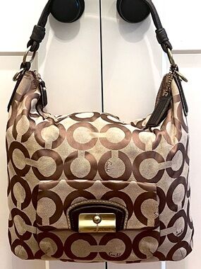Women’s Coach Kristen Large Optic C Crossbody Shoulder Bag